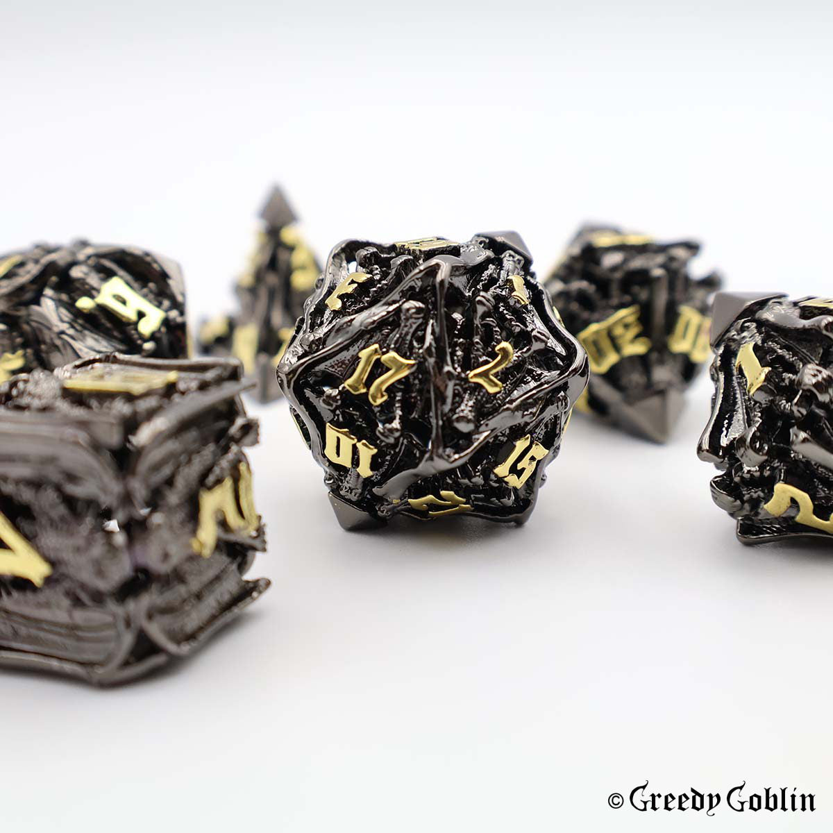 Metal Hollow Dice Set (Skull Gun Metal)