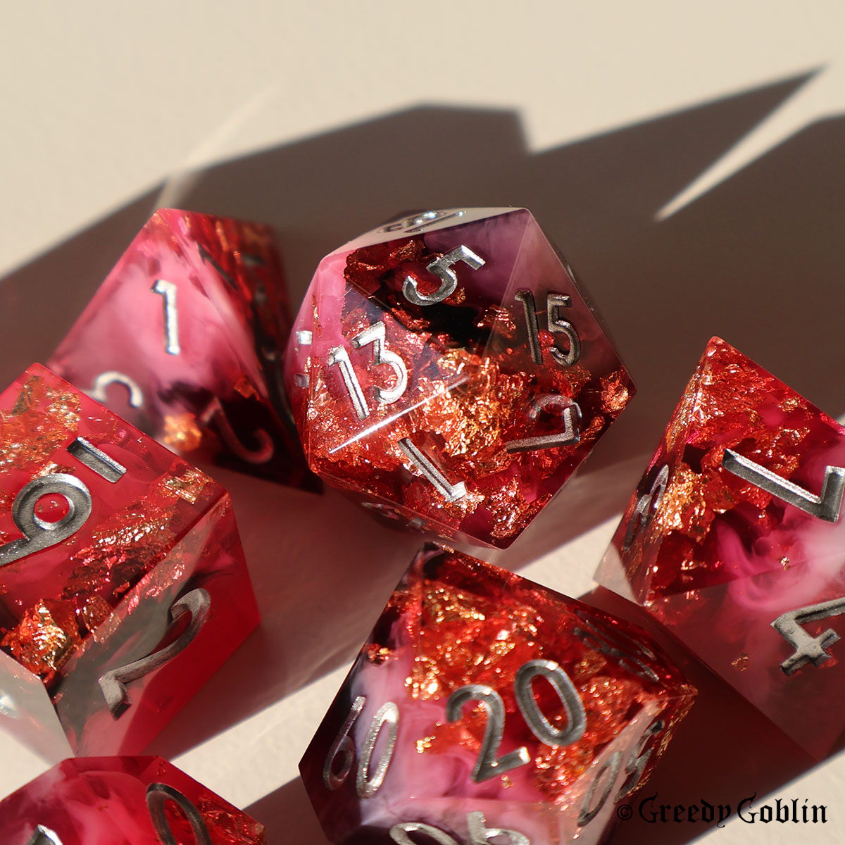 Sharp Polydice Set (Dark Red and Pink Smoke with Gold Flakes)