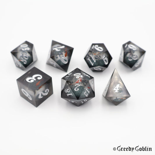 Liquid Core Dice Set Dark Grey Fish