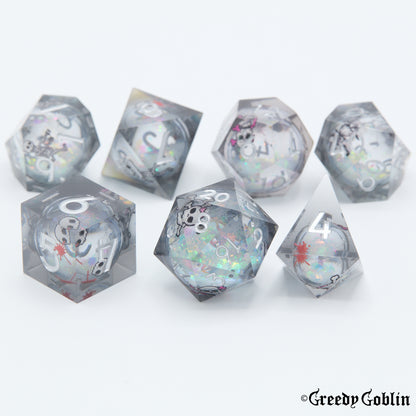 Liquid Core Dice Set (Skellies)