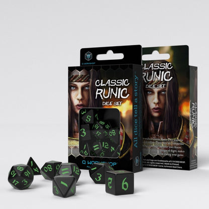 Q-Workshop Classic Runic : Black & Green