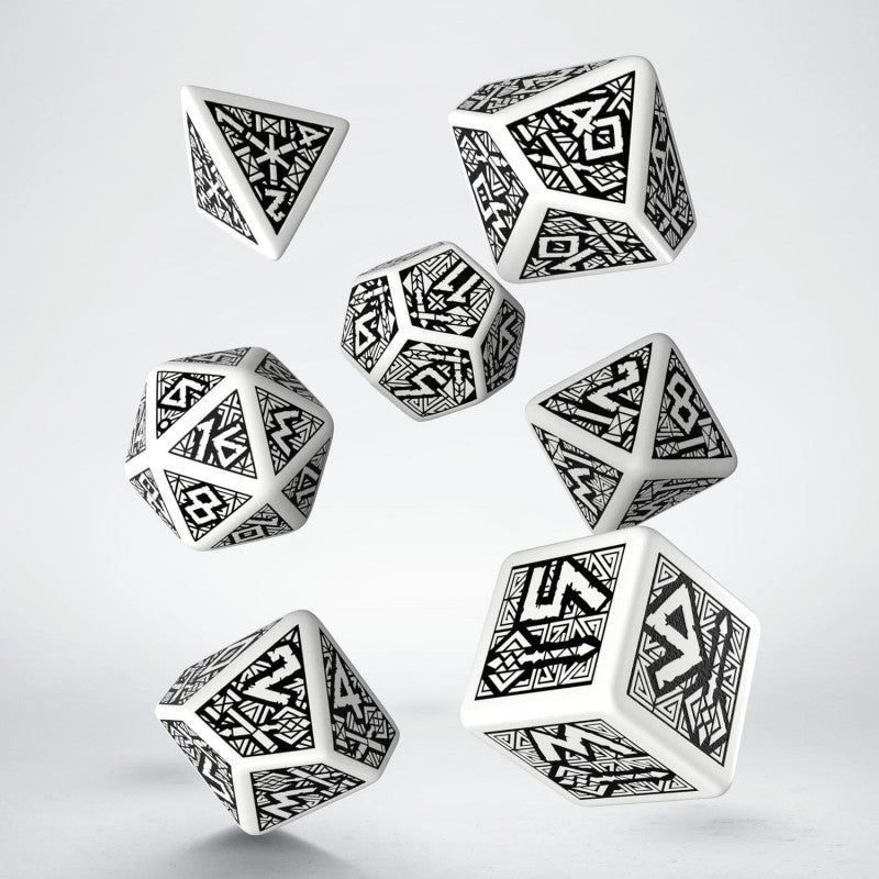 Q-Workshop Dwarven Dice Set : White & Black